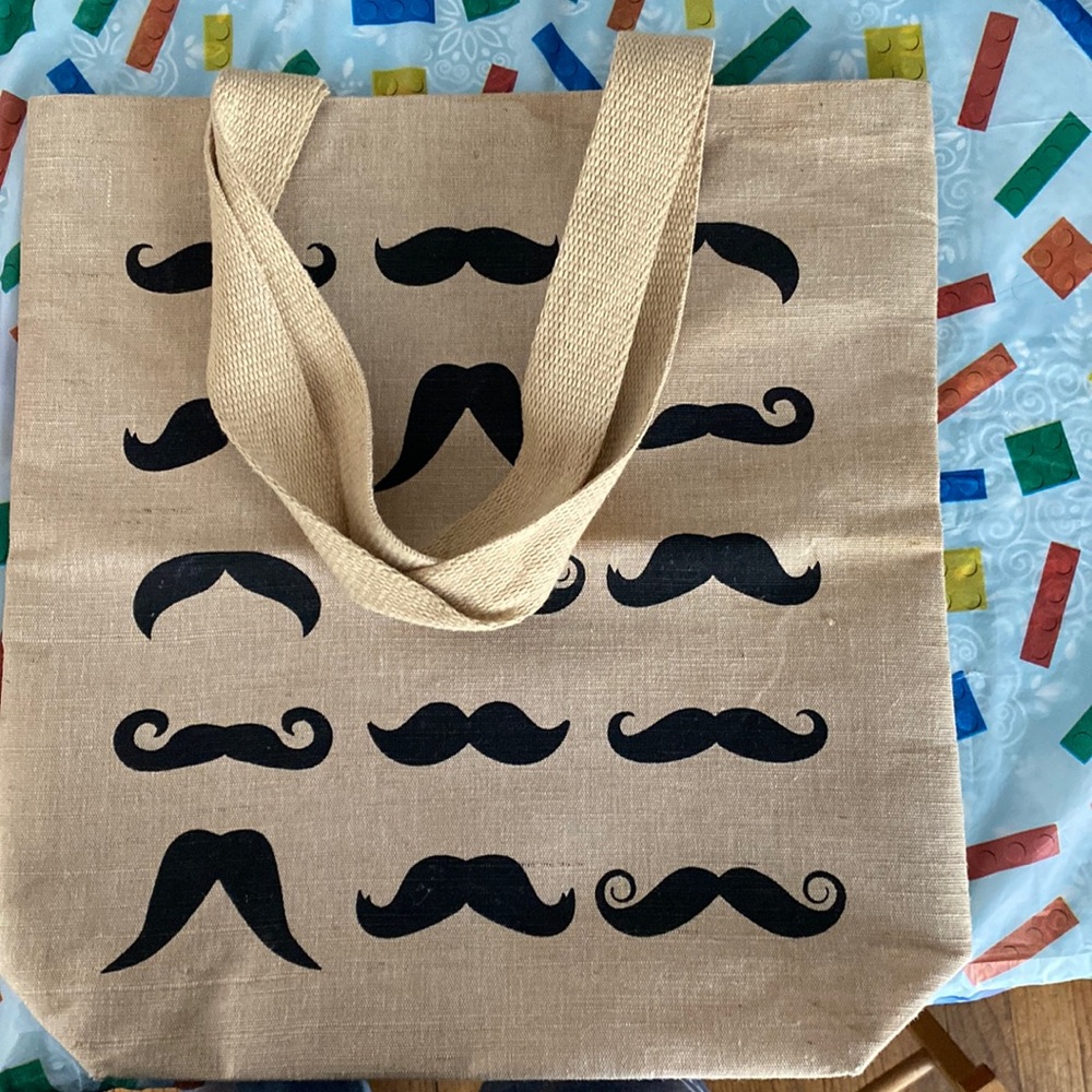 Tote bag